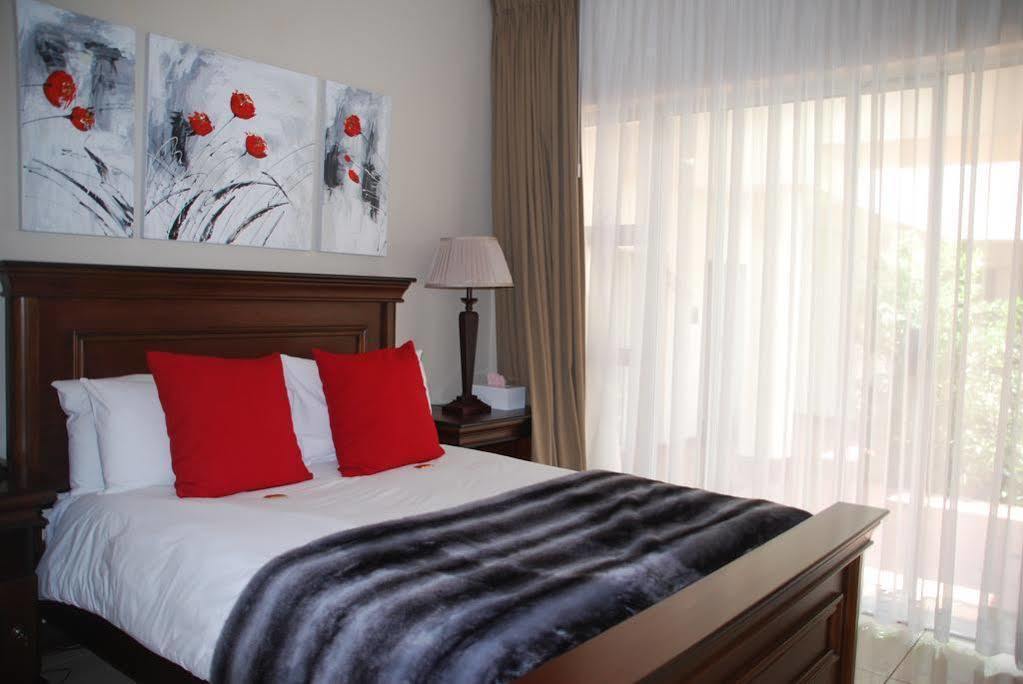 ซันนิงฮิลล์ เกสต์ ลอดจ์ Hotel โจฮันเนสเบิร์ก ภายนอก รูปภาพ